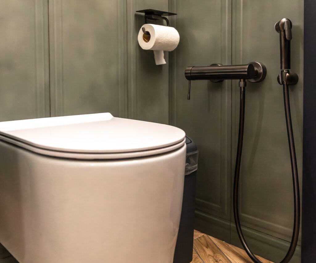 Bidet suspendu 2026 : guide installation et 5 avantages