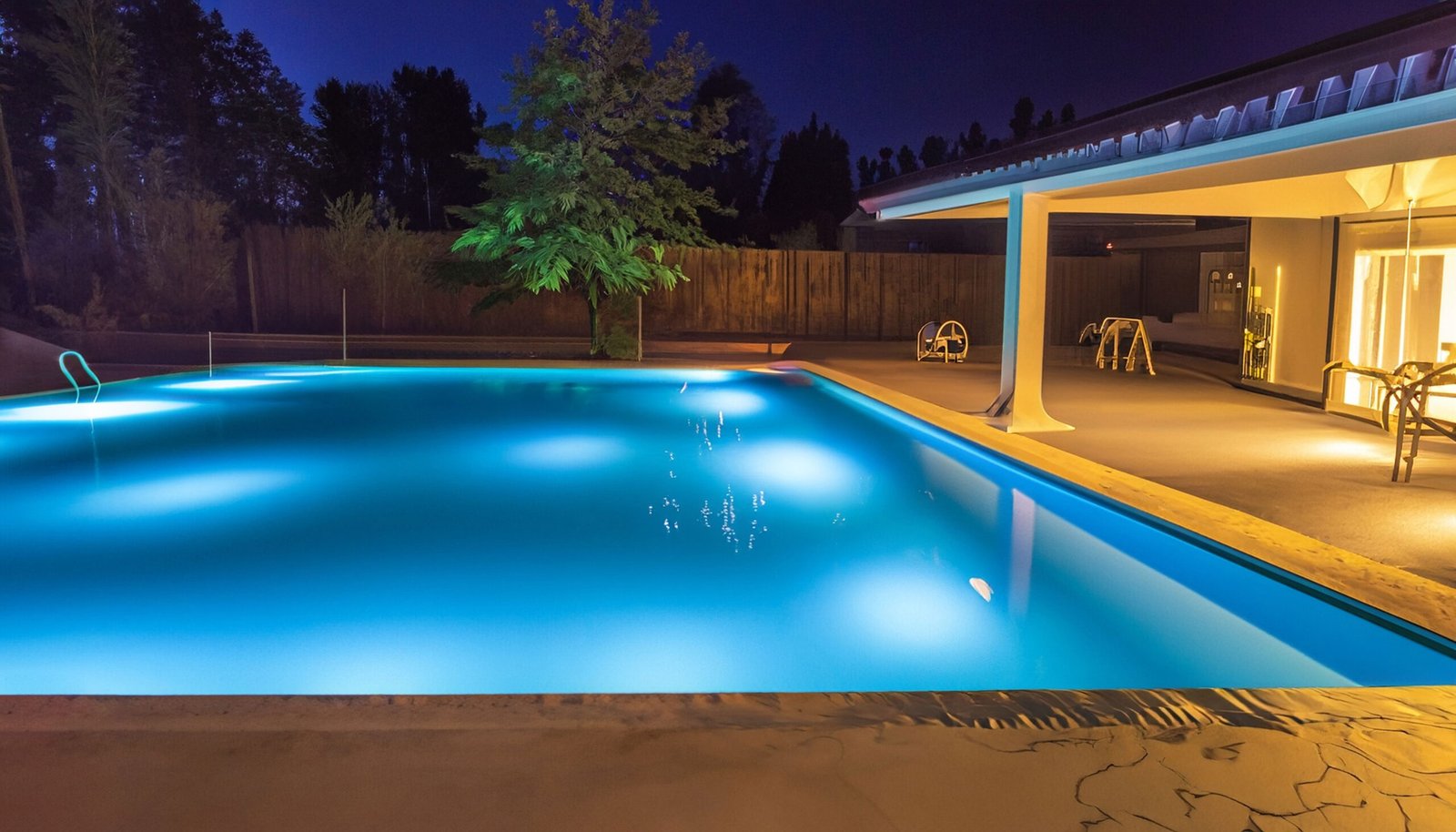 Projecteur LED piscine