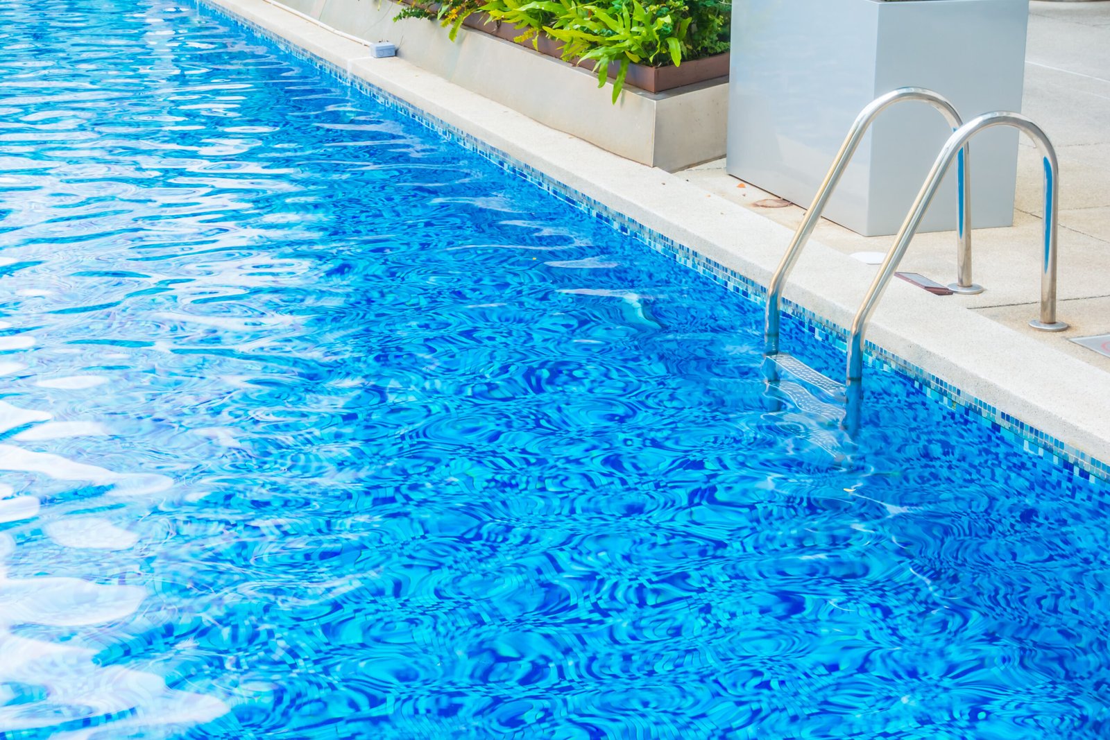 Alarme piscine : types, normes et installation