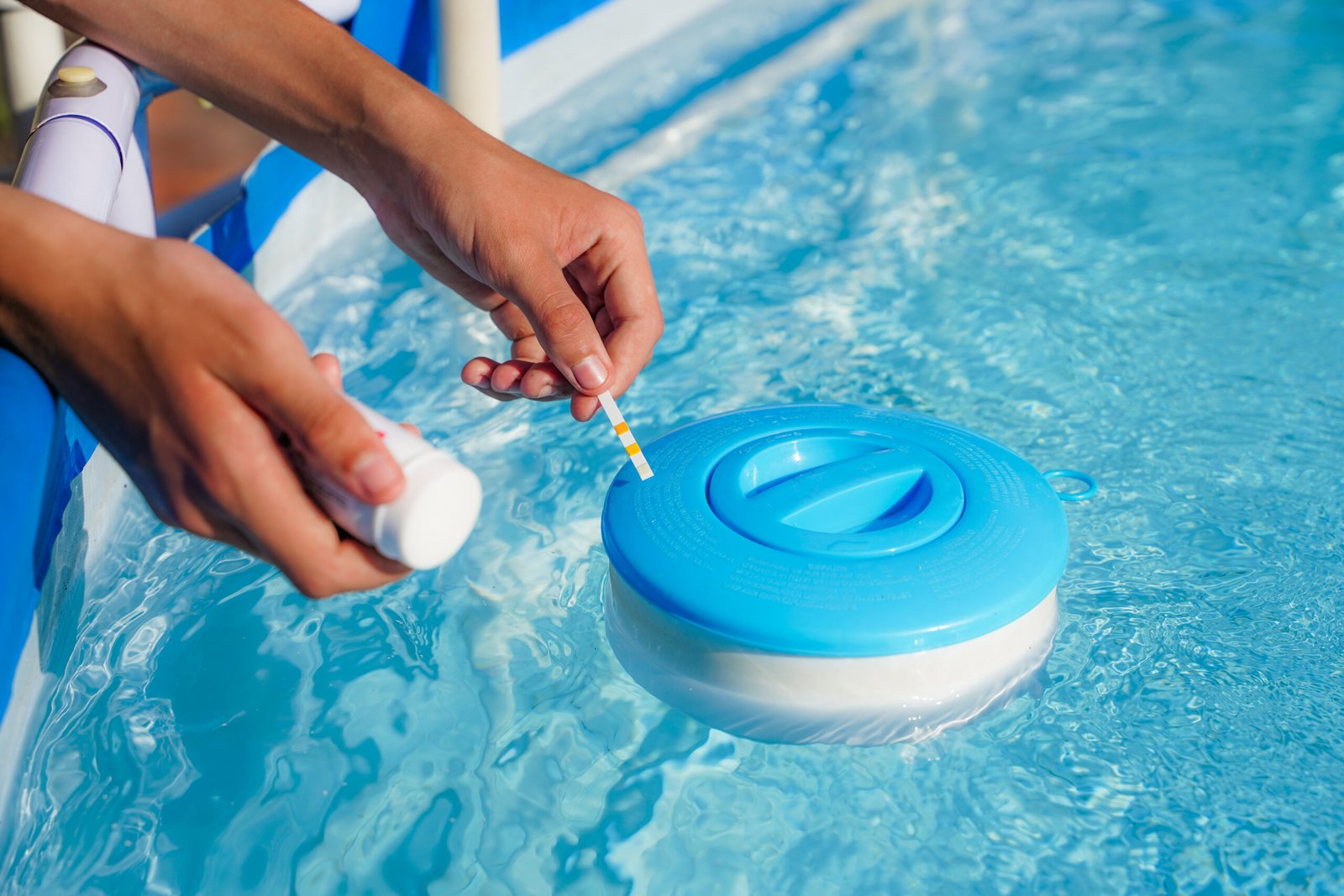 Régulateur de pH piscine automatique : fonctionnement et réglage