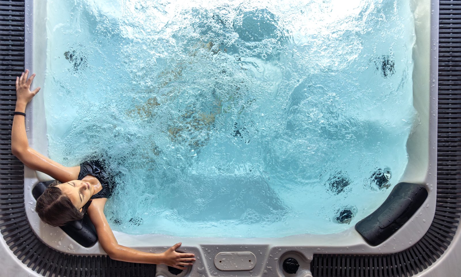 Filtre jacuzzi : fréquence de nettoyage et remplacement