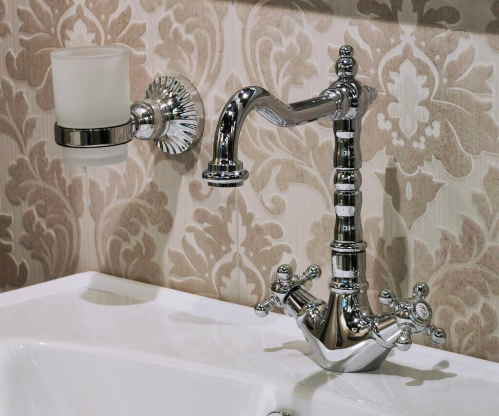 Mélangeur lavabo vintage : tendances rétro et conseils d'achat