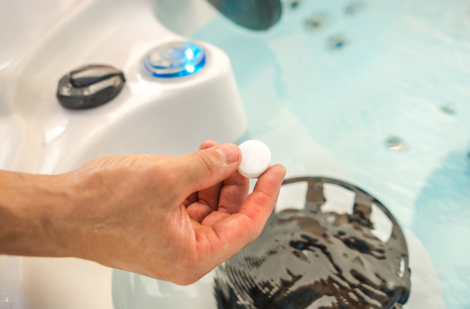 Produits d'entretien jacuzzi : chlore, brome ou oxygène actif ?