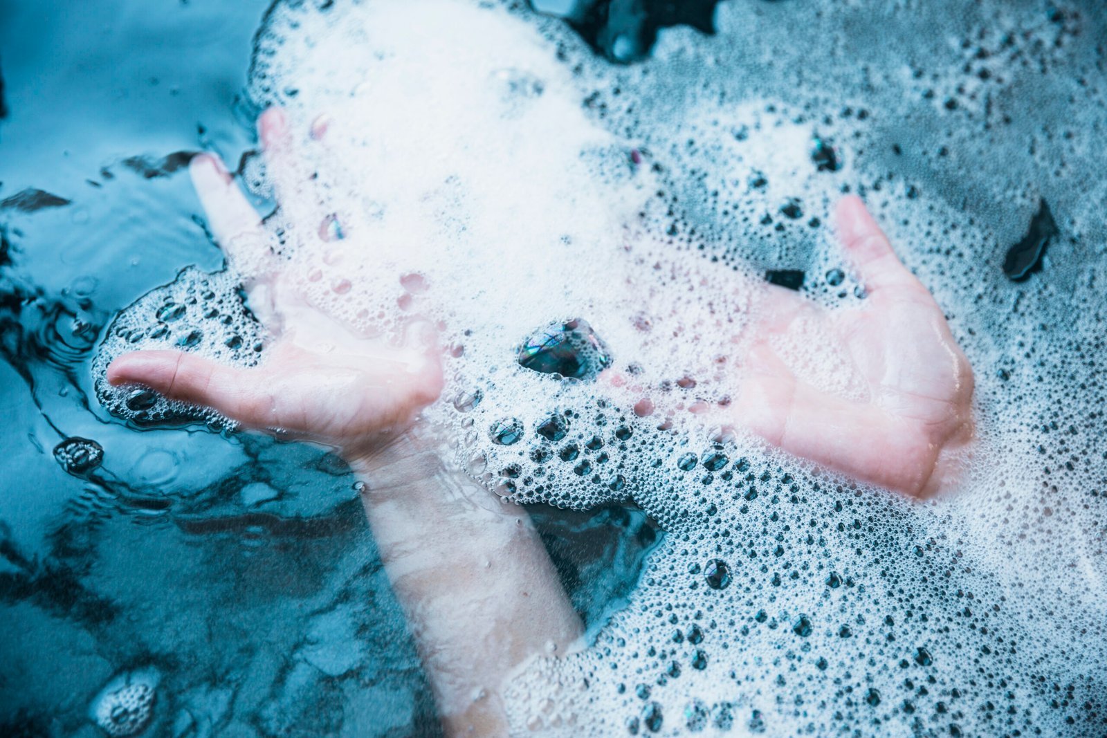 Produits d'entretien jacuzzi : chlore, brome ou oxygène actif ?
