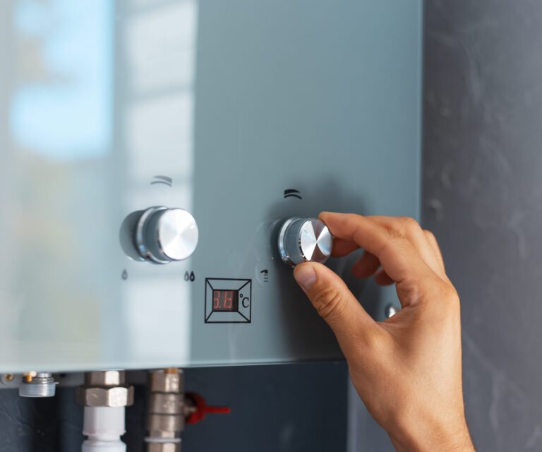 Meilleur chauffe-eau électrique : guide complet avant d'acheter